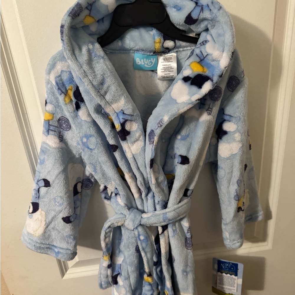 Bluey bathrobe